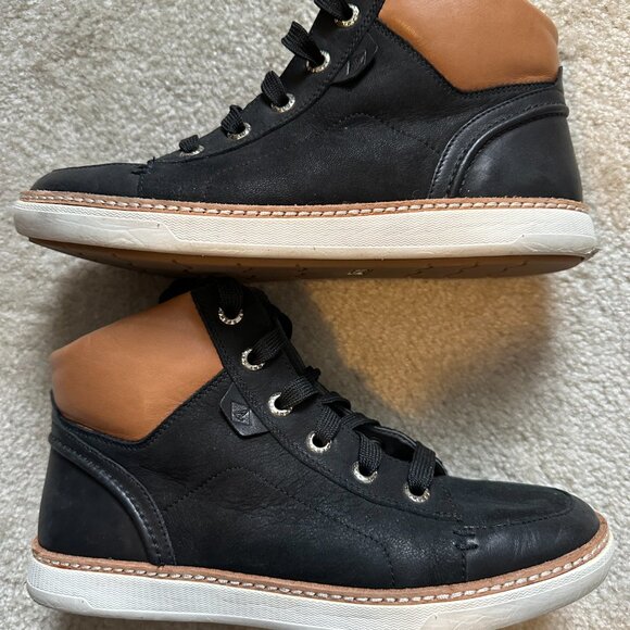 W's #7 Sperry gold cup ankle boot - Picture 3 of 5